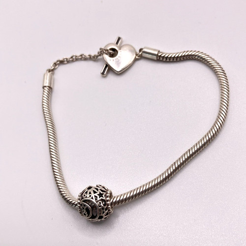 Pandora moment bracelet