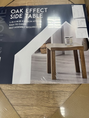 Square oak effect wood - square,