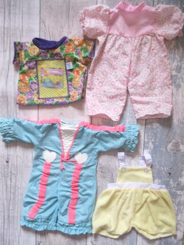 Bundle dolls clothes - ❤️,