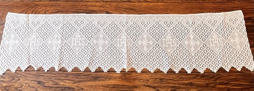 Frontal for credence - , table