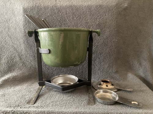 Crueset green fondue set - fondue,