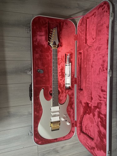 Ibanez 5170g with - hard, case