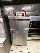 Natural Gas Single Tank Double Basket Fryer Free Standing / Commercial