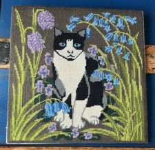Sarah BEECHAM Bluebell GARDEN