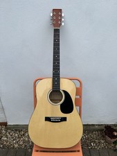 Chantry 3077 dreadnought size