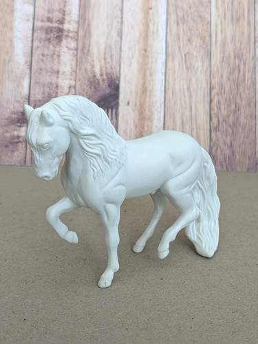 Blank breyer stablemate - blank,