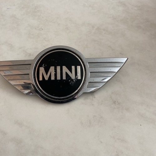 Used mini logo badge - mini", front