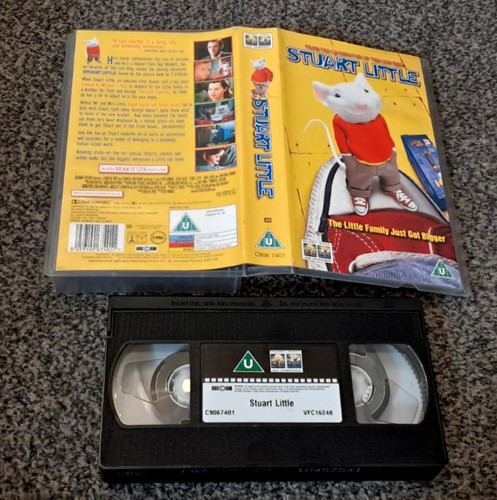Stuart little geena davis hugh - stuart,