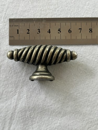 Pewter colour twisted wire - colour,