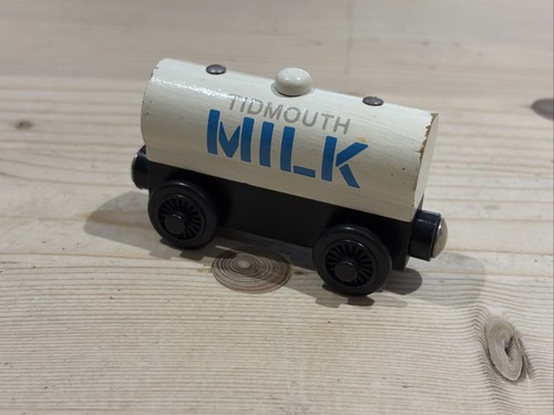 Thomas wooden railway - railway, tidmouth