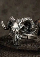 Longhorn Silver metal Ring Ram