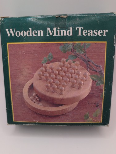 Vintage solitaire wooden - vintage,