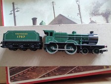 Hornby R350 SR Class L1 4-4-0