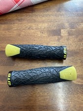 WTB Single Lock-On Grips Single Lock-On Black And Yellow Pair WTB