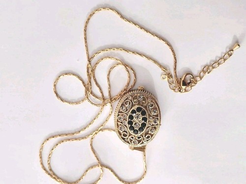 Vanity fair quartz pendant - vanity,