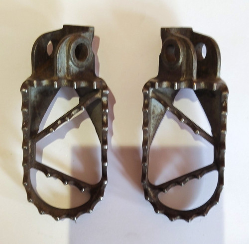 Ktm foot pegs - foot,