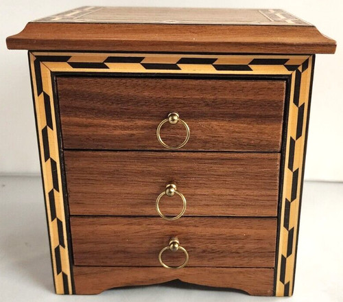 Small chest drawers music - small,