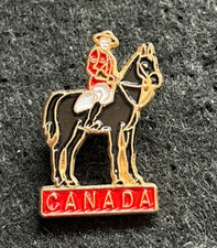 ROYAL CANADIAN MOUNTED POLICE CANADA SOUVENIR PIN BADGE