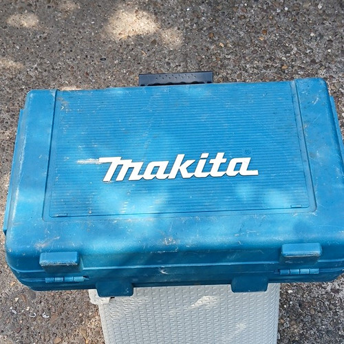Makita blue plastic tool - plastic,
