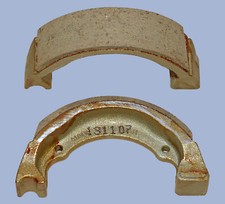 Brake shoes front - front, for