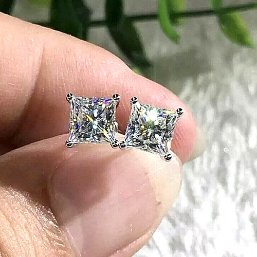 Princess cut solitaire - ct,