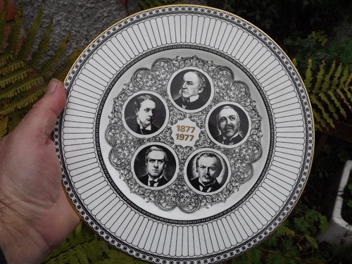 1977 wedgwood china plate - 1977,