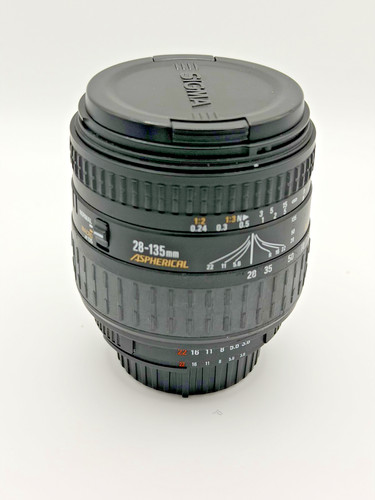 Used sigma macro 135mm - used,
