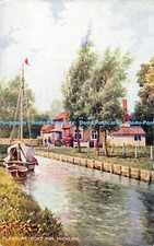 R437835 Pleasure Boat Inn