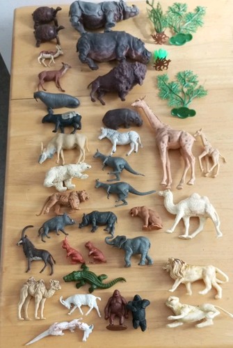 Vintage plastic zoo animals - vintage,