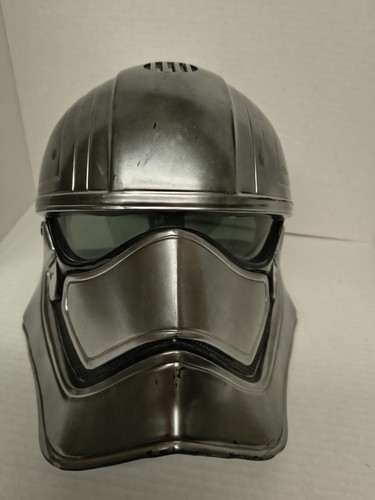 Disney captain phasma voice - captain,