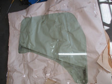 Mitsubishi canter Right Door drop Glass window 2006 - 2016 ( single cab)