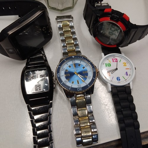 Mens wristwatch job - x,