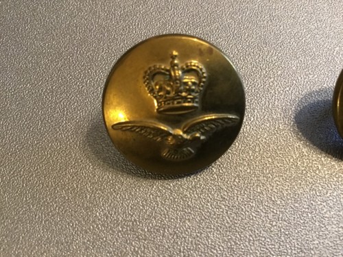 Brass buttons raf made by - 2,