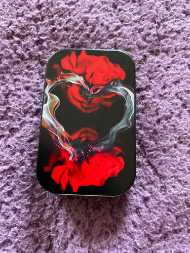 Small rose metal tin - rose,