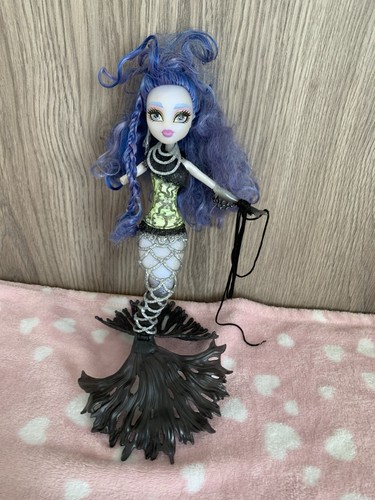Monster high freaky fusion