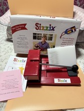 Vintage Sizzix The Little Die-cutter machine In Box 