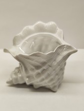 white ceramic shell vase 6/7cm