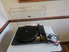 Pro-ject Debut Carbon Turntable
