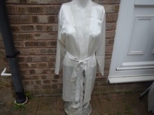 VINTAGE DOROTHY PERKINS SILKY SLINKY CREAM DRESSING GOWN SIZE SMALL PLEASE READ 