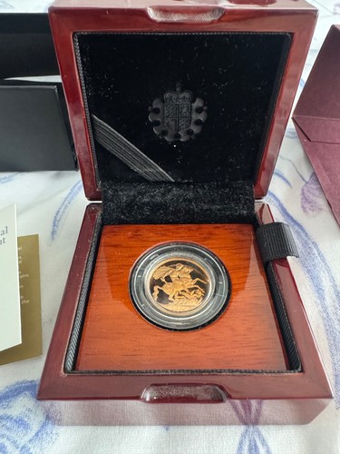 Queen elizabeth sovereign - queen, 11