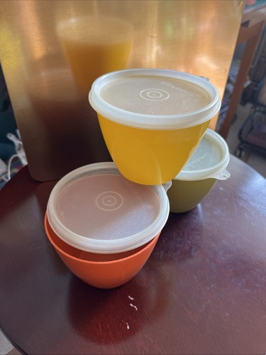 Vintage lot tupperware - vintage,