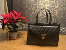 Valentino Handbag (Black)