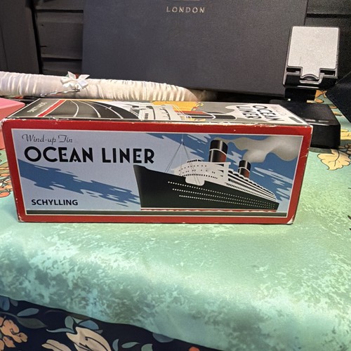 Ocean liner