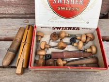 VTG BOX OF WOOD HAND CARVING