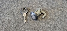 BmW E30 Front Left Right Door Lock Barrel With Key 1924901