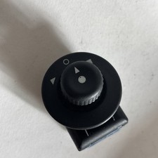 CITROEN XSARA AND PICASSO C3 MIRROR SWITCH 185526