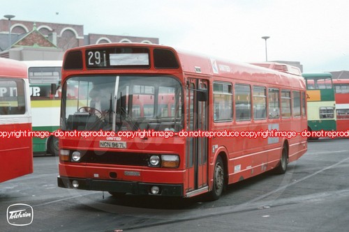 Bus photo united 3696 - photo,