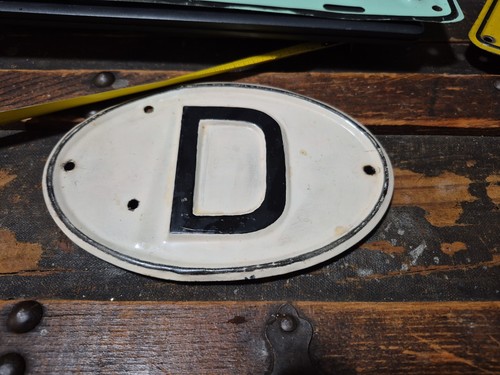 Vintage oval metal plate - metal, d