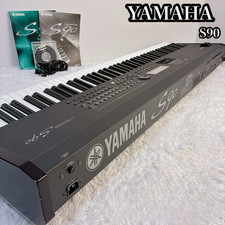 YAMAHA S90 88-Key Stage Piano