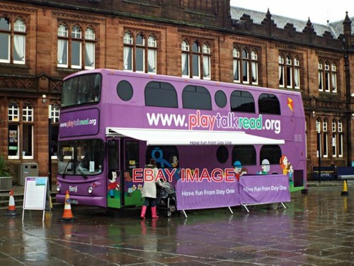 Photo play talk read bus - photo,